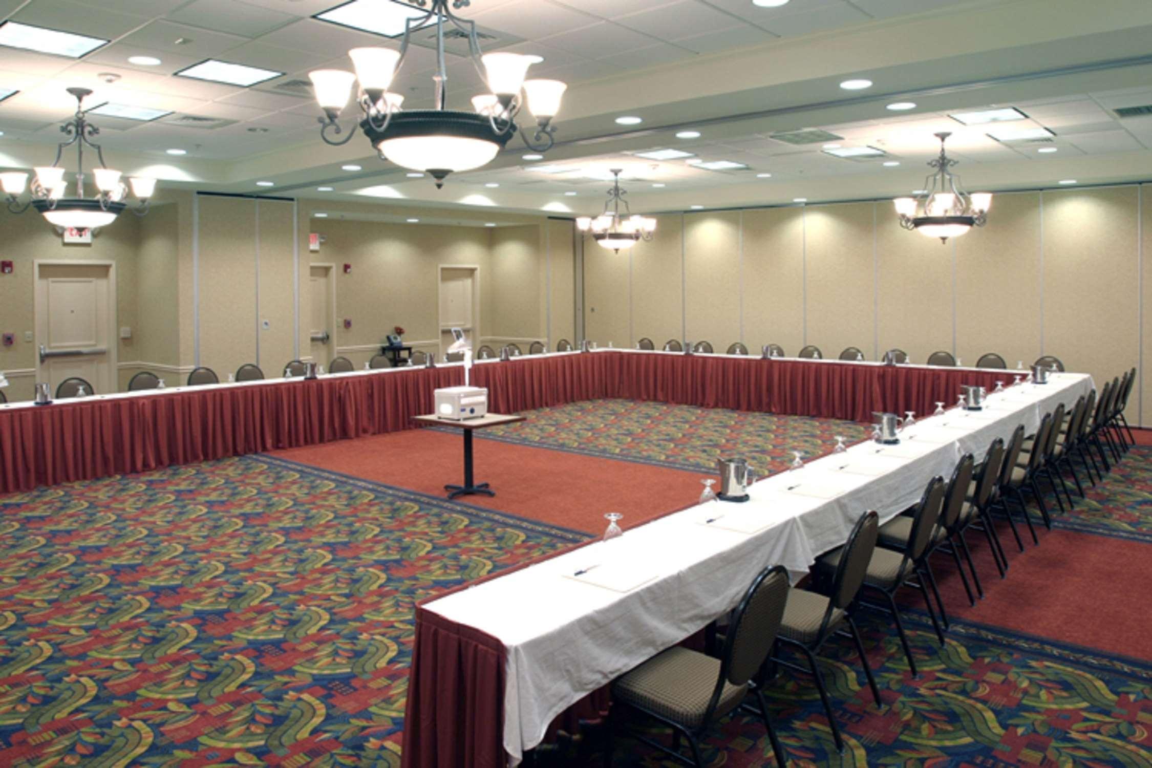 Hilton Garden Inn Buffalo Airport Cheektowaga Esterno foto